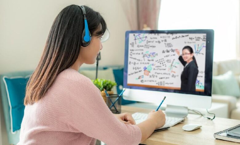 Pemanfaatan Teknologi Digital di Sekolah Cara Meningkatkan Kualitas Pembelajaran di Era Modern